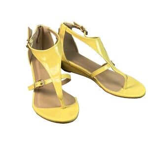 Catherine Malandrino Womens sz 7 1/2 Yellow Faux Patent Back Zip Wedge Sandal